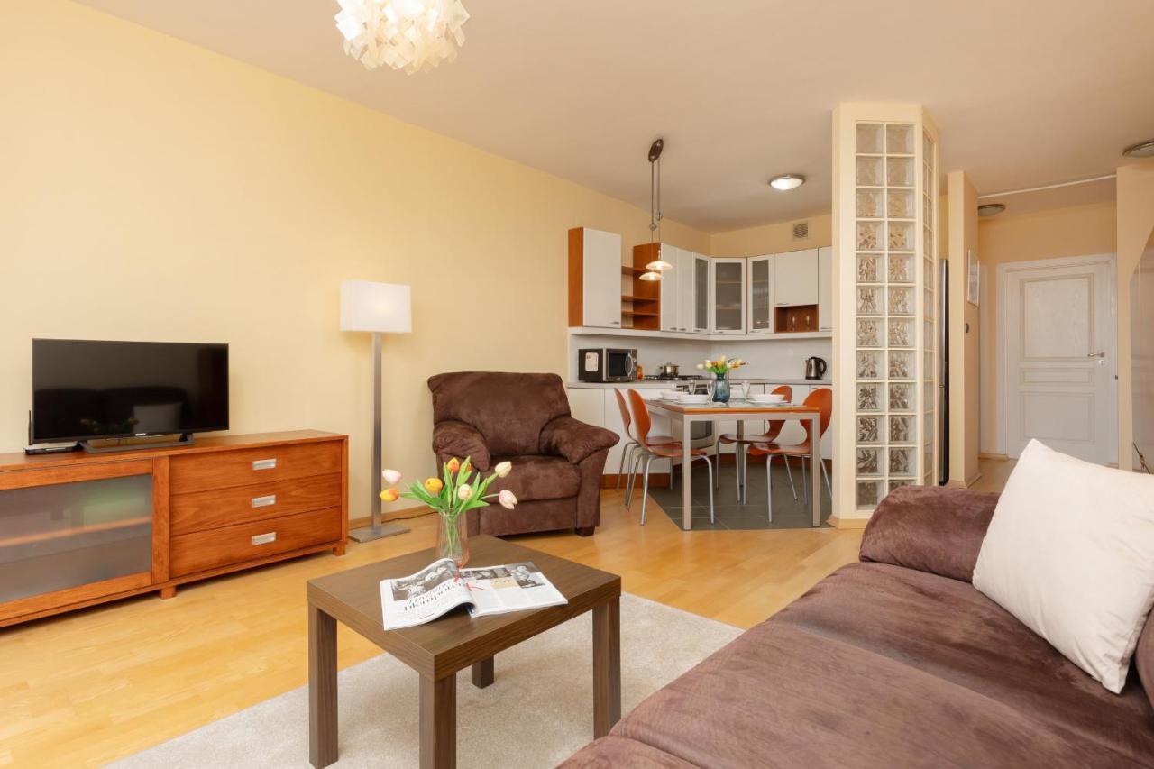 Spacious & Quiet 1 Bedroom Apartment In Pruszkow By Noclegi Renters Buitenkant foto